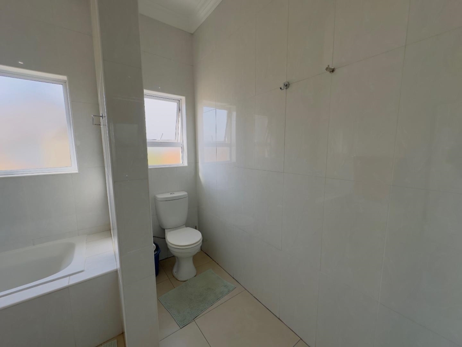 3 Bedroom Property for Sale in Blue Valley Golf Estate Gauteng