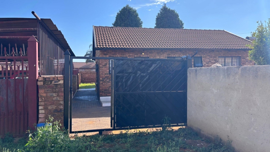 3 Bedroom Property for Sale in Soshanguve XX Gauteng