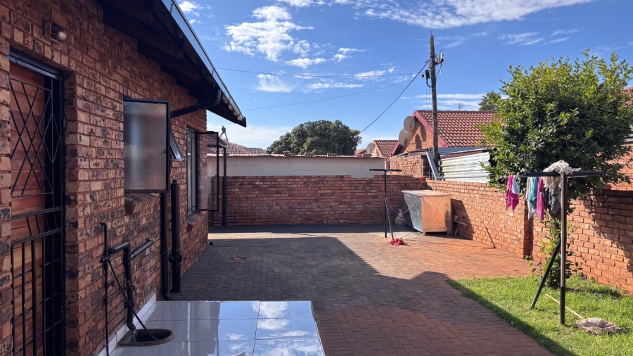 3 Bedroom Property for Sale in Soshanguve XX Gauteng