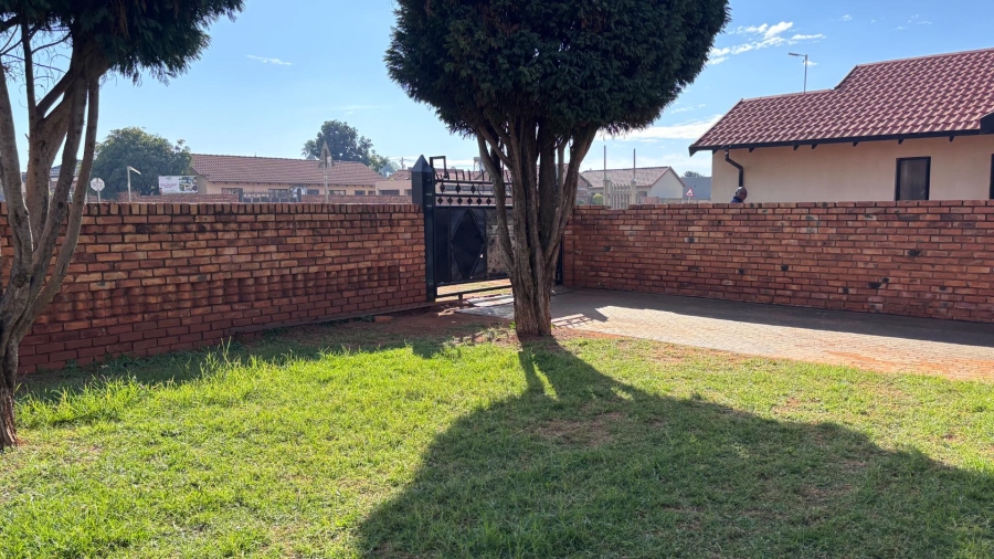 3 Bedroom Property for Sale in Soshanguve XX Gauteng
