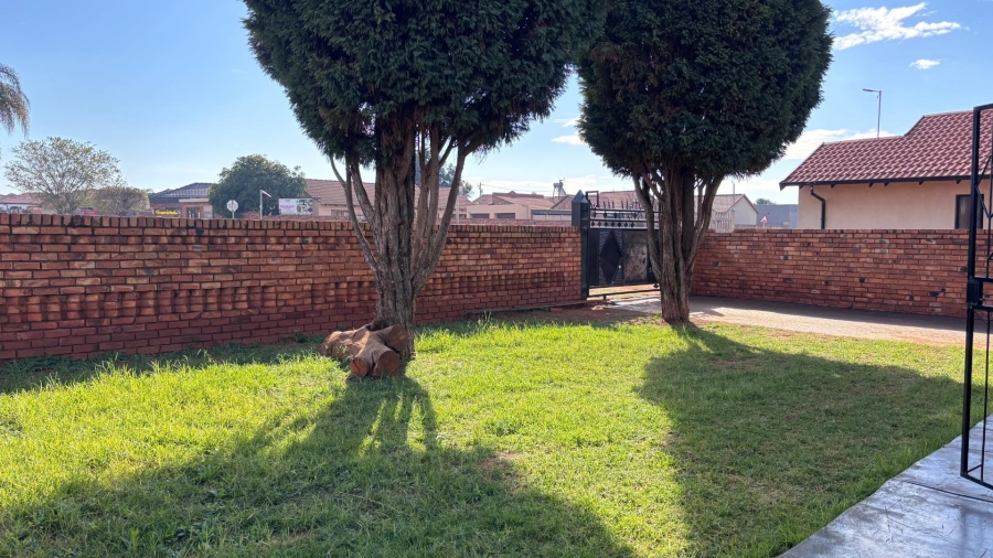 3 Bedroom Property for Sale in Soshanguve XX Gauteng