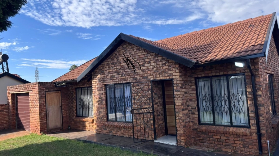 3 Bedroom Property for Sale in Soshanguve XX Gauteng