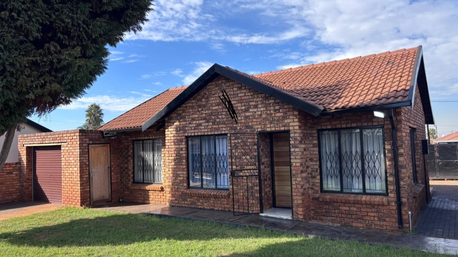 3 Bedroom Property for Sale in Soshanguve XX Gauteng