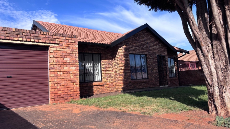 3 Bedroom Property for Sale in Soshanguve XX Gauteng