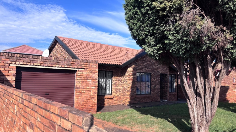 3 Bedroom Property for Sale in Soshanguve XX Gauteng