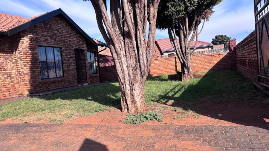 3 Bedroom Property for Sale in Soshanguve XX Gauteng