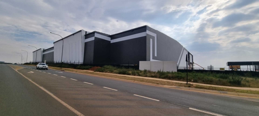 To Let Commercial Property for Rent in Glen Marais Gauteng