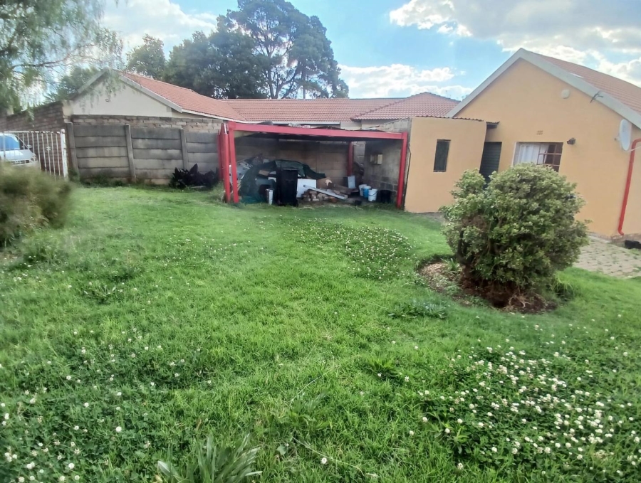 2 Bedroom Property for Sale in Van Riebeeck Park Gauteng