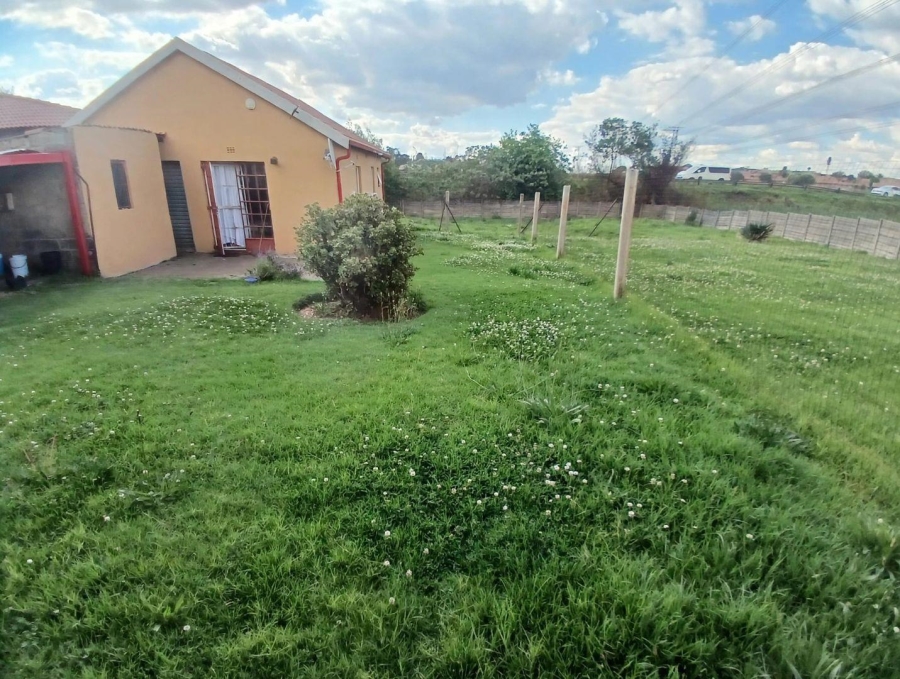 2 Bedroom Property for Sale in Van Riebeeck Park Gauteng