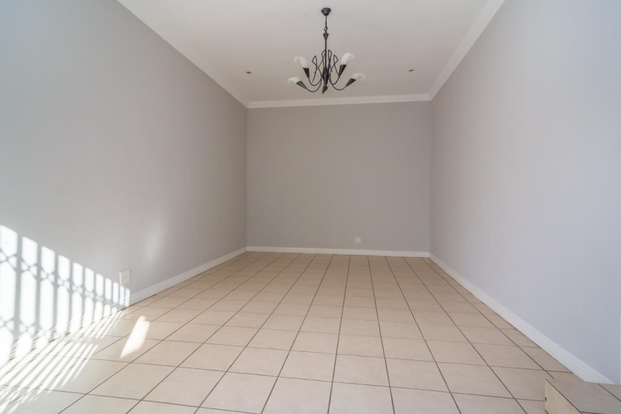 6 Bedroom Property for Sale in Noordheuwel Gauteng