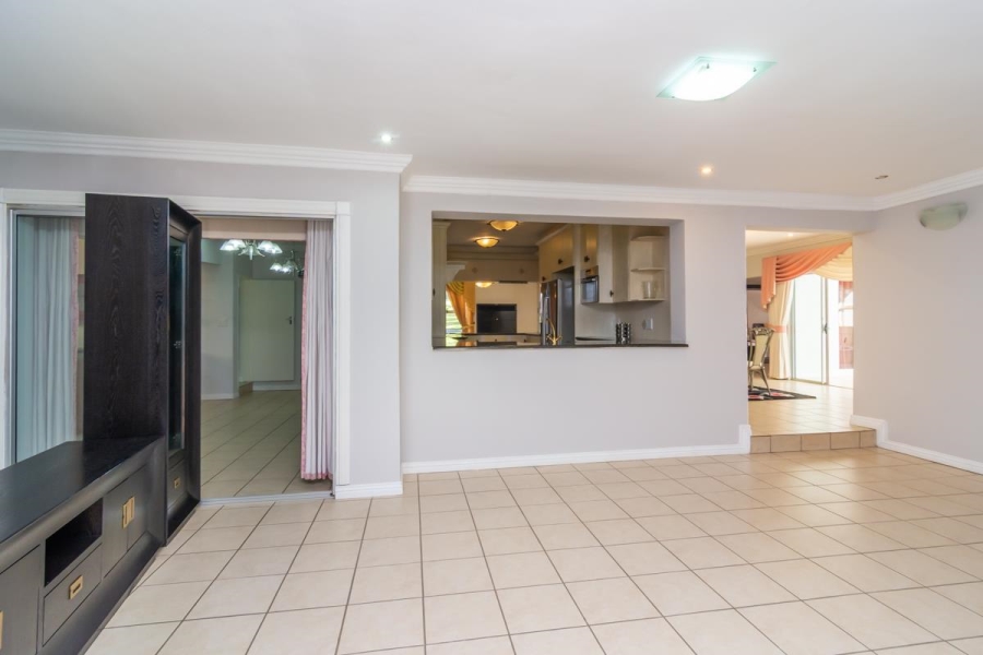 6 Bedroom Property for Sale in Noordheuwel Gauteng