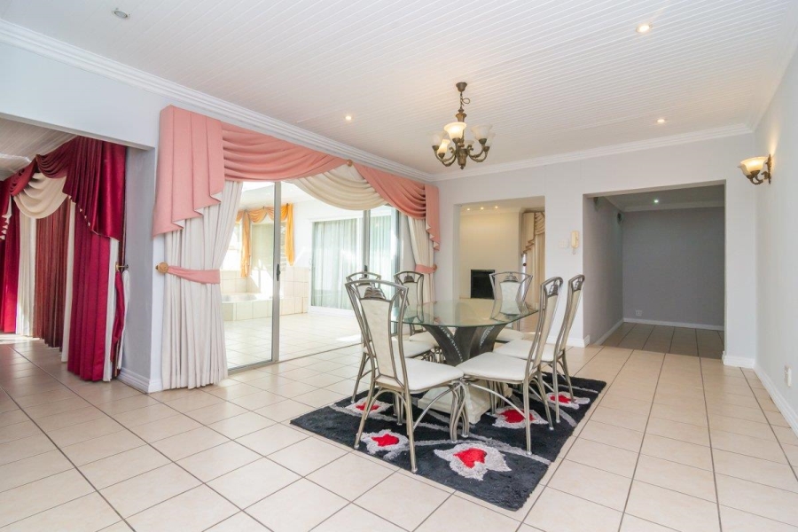 6 Bedroom Property for Sale in Noordheuwel Gauteng