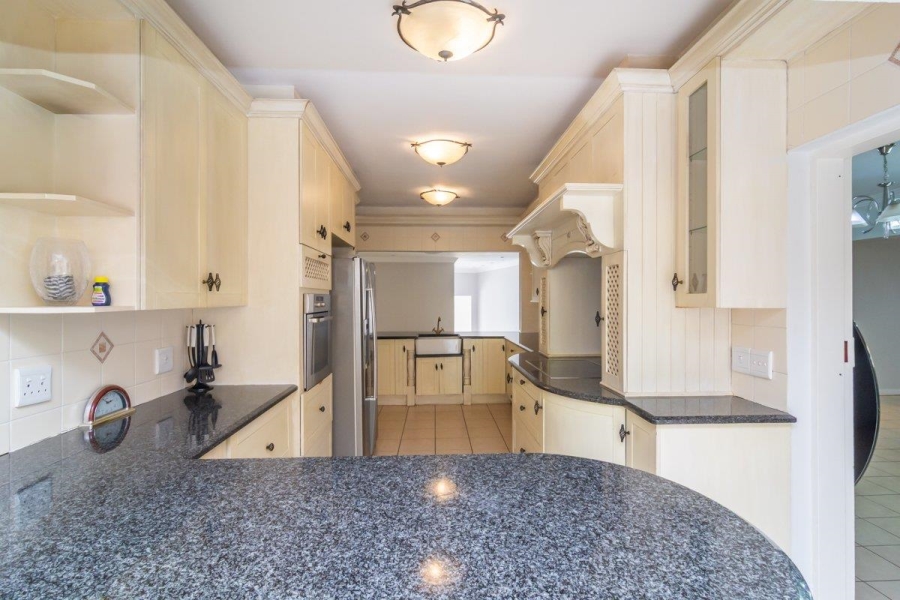 6 Bedroom Property for Sale in Noordheuwel Gauteng