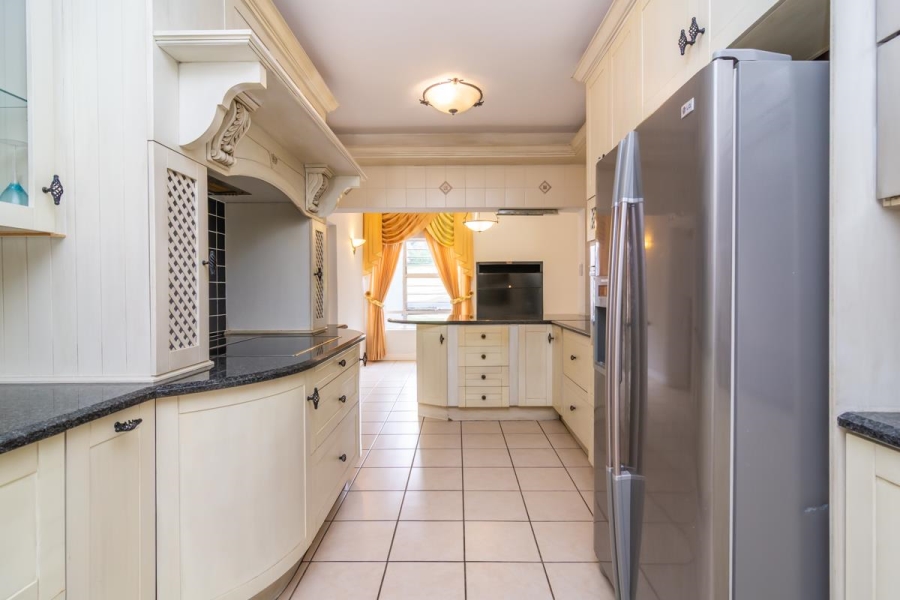 6 Bedroom Property for Sale in Noordheuwel Gauteng