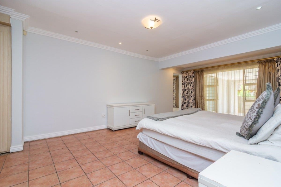 6 Bedroom Property for Sale in Noordheuwel Gauteng