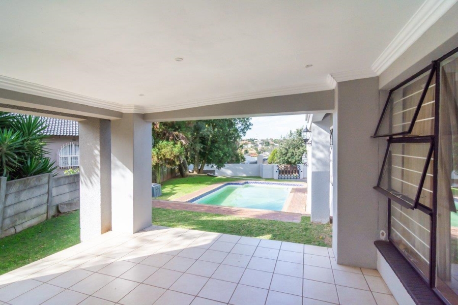6 Bedroom Property for Sale in Noordheuwel Gauteng