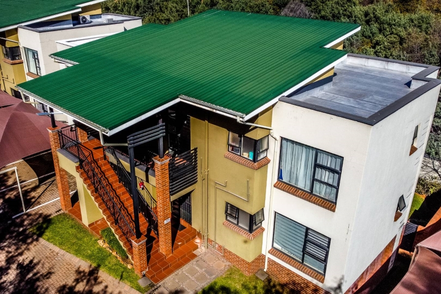 2 Bedroom Property for Sale in Glenvista Gauteng