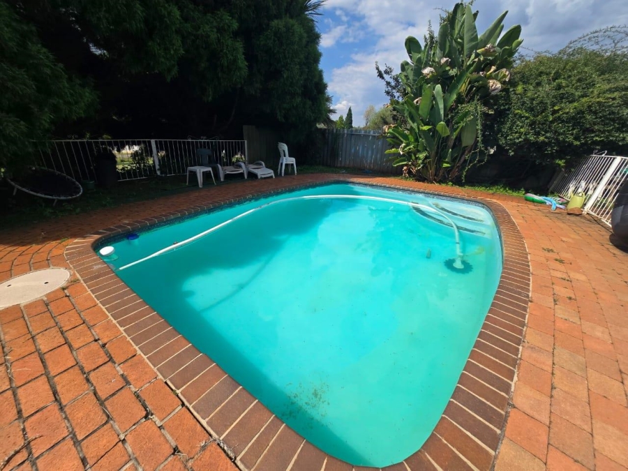 7 Bedroom Property for Sale in Walkerville Gauteng
