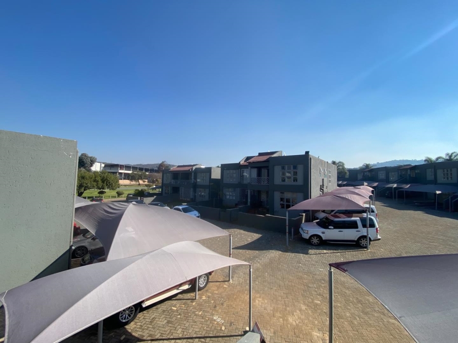 2 Bedroom Property for Sale in Mulbarton Gauteng