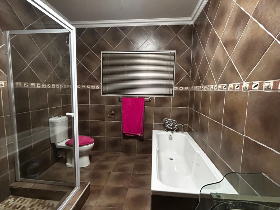 4 Bedroom Property for Sale in Vanderbijlpark SE Gauteng