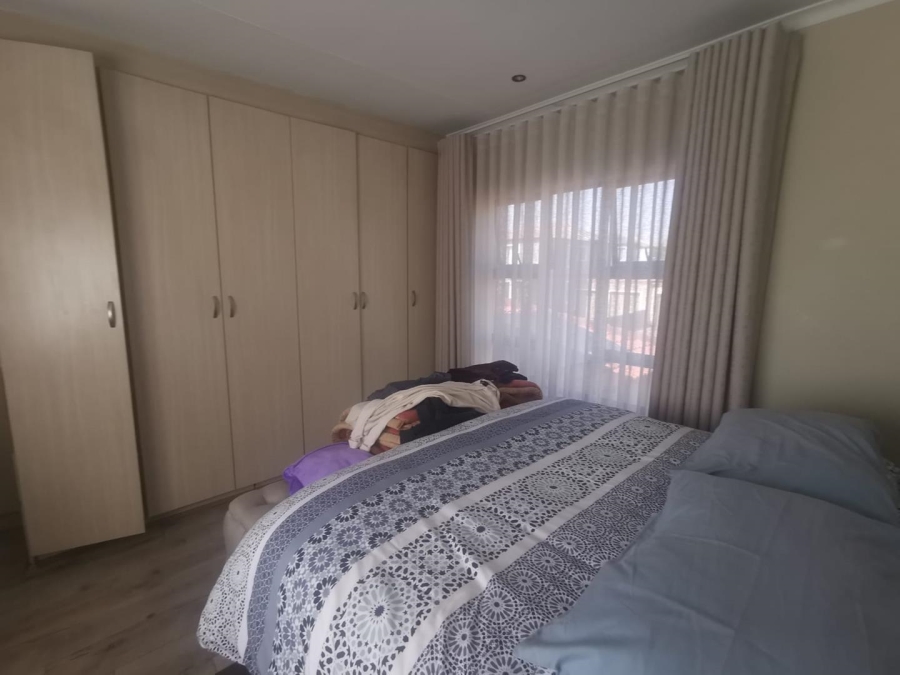 3 Bedroom Property for Sale in Albertsdal Gauteng