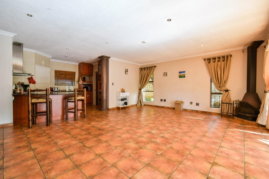 4 Bedroom Property for Sale in Highveld Gauteng