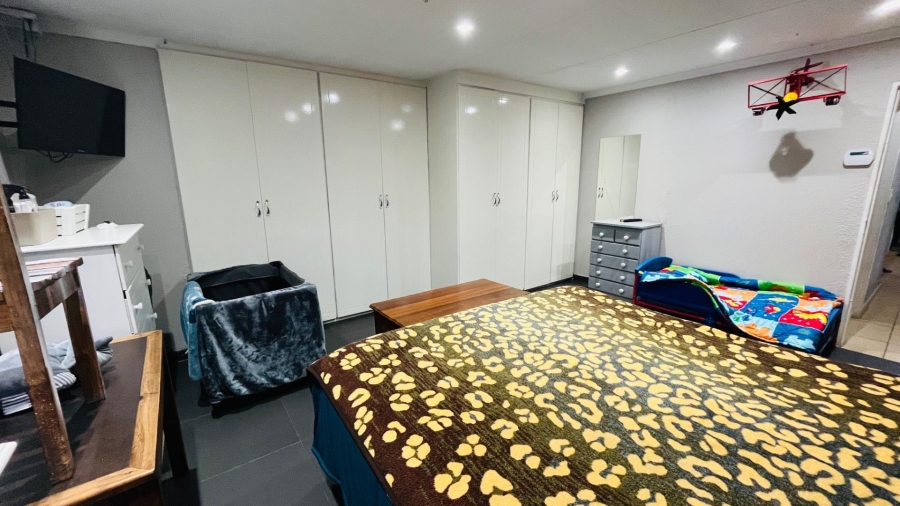 1 Bedroom Property for Sale in Boksburg North Gauteng