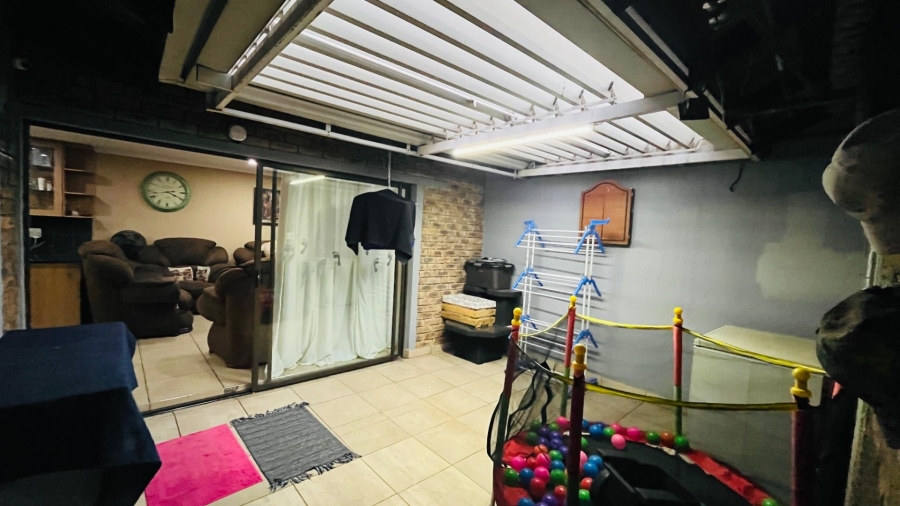 1 Bedroom Property for Sale in Boksburg North Gauteng