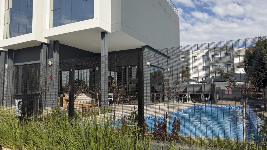 1 Bedroom Property for Sale in Carlswald North Gauteng