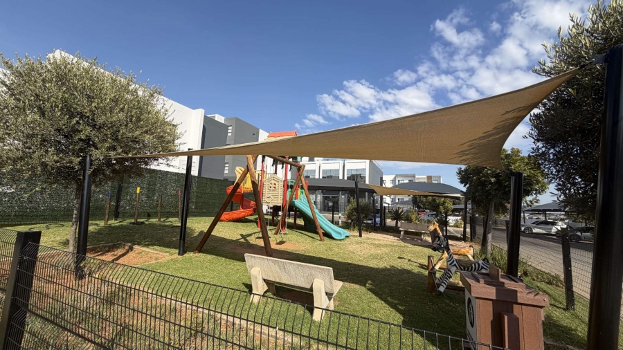 1 Bedroom Property for Sale in Carlswald North Gauteng