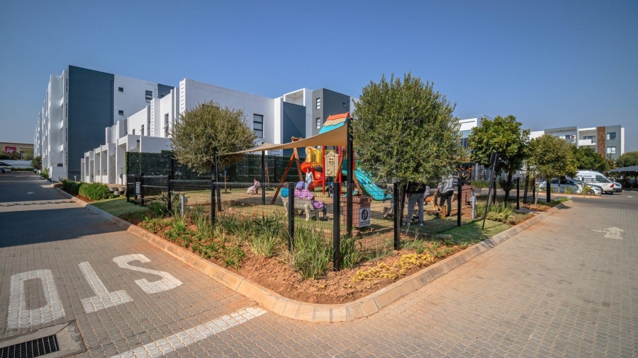 1 Bedroom Property for Sale in Carlswald North Gauteng