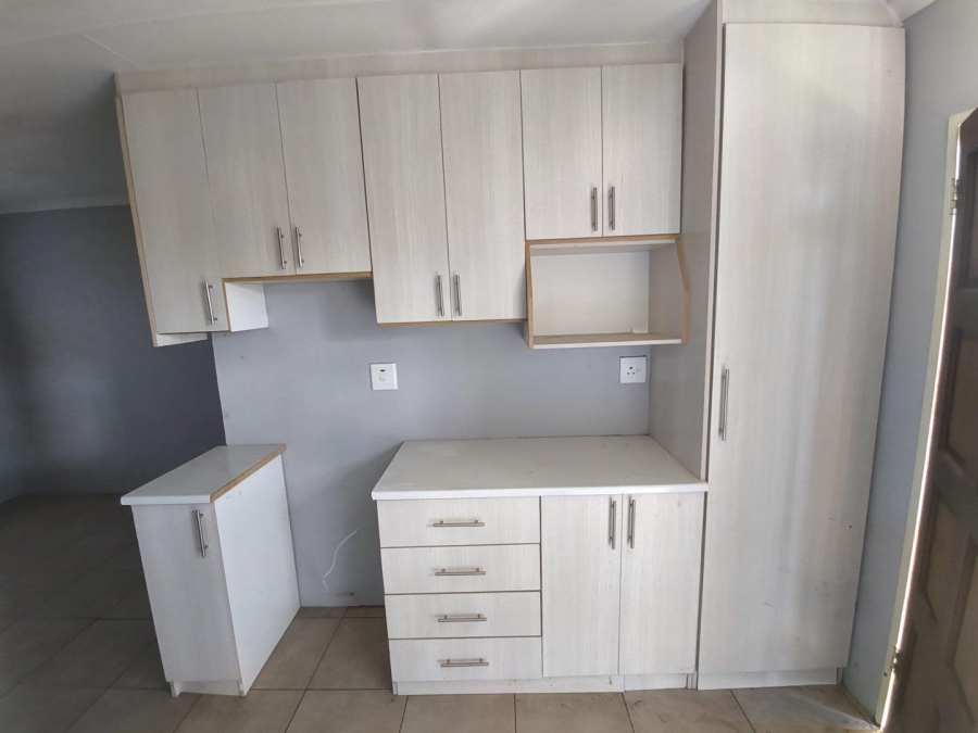 3 Bedroom Property for Sale in Windmill Park Gauteng