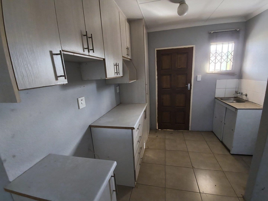 3 Bedroom Property for Sale in Windmill Park Gauteng
