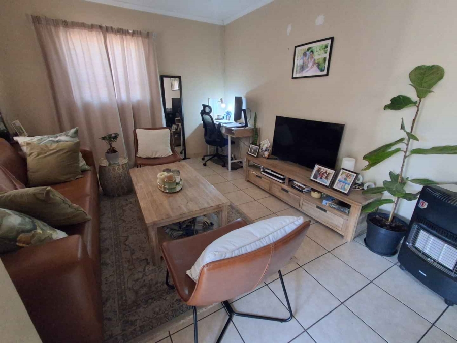 3 Bedroom Property for Sale in Kosmosdal Gauteng