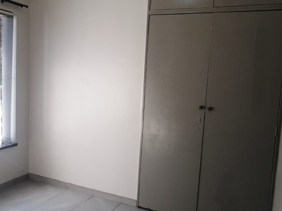 7 Bedroom Property for Sale in Elspark Gauteng