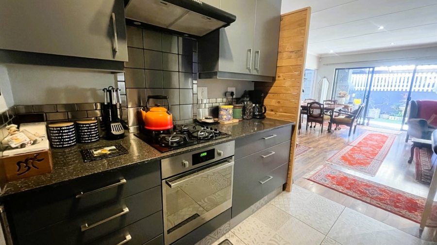 2 Bedroom Property for Sale in Franklin Roosevelt Park Gauteng