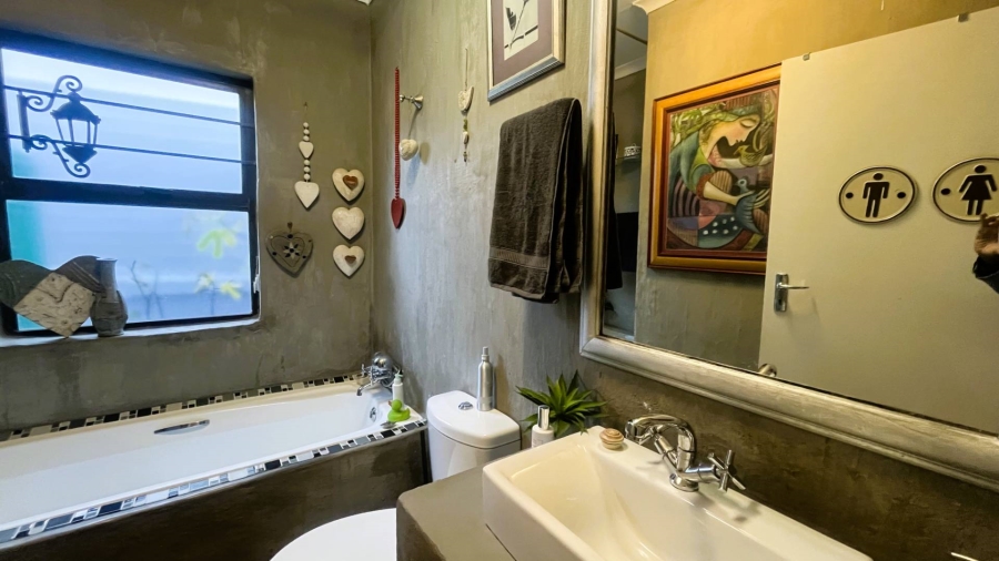 2 Bedroom Property for Sale in Franklin Roosevelt Park Gauteng