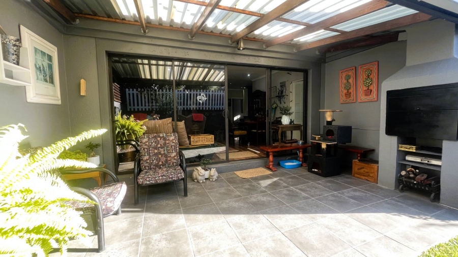 2 Bedroom Property for Sale in Franklin Roosevelt Park Gauteng