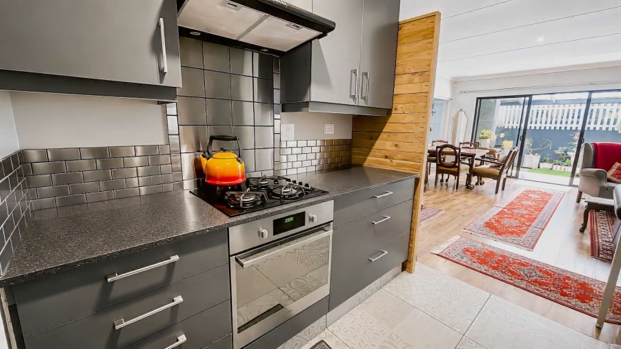 2 Bedroom Property for Sale in Franklin Roosevelt Park Gauteng