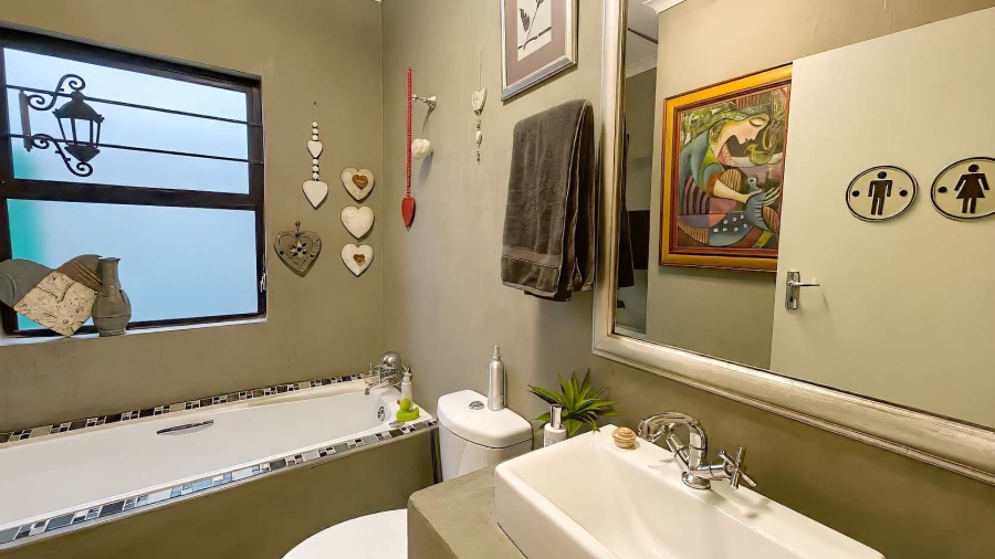 2 Bedroom Property for Sale in Franklin Roosevelt Park Gauteng