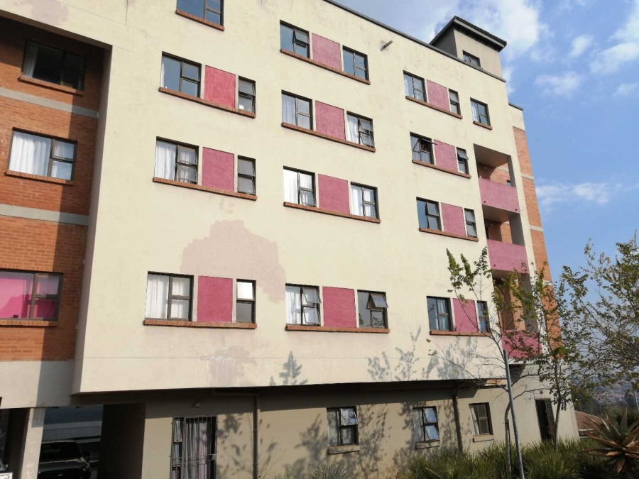 To Let 1 Bedroom Property for Rent in Die Hoewes Gauteng