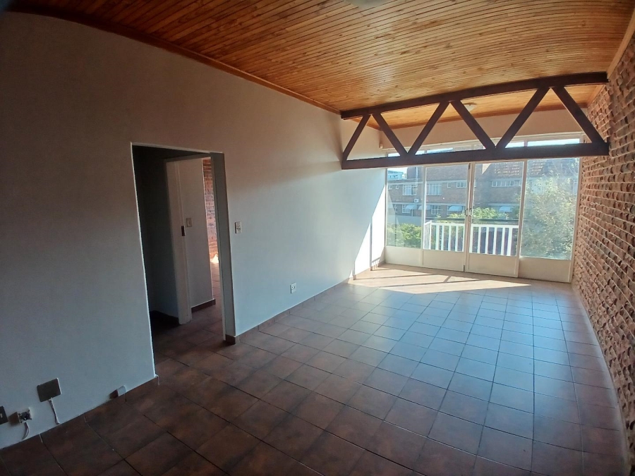 To Let 1 Bedroom Property for Rent in Groenkloof Gauteng