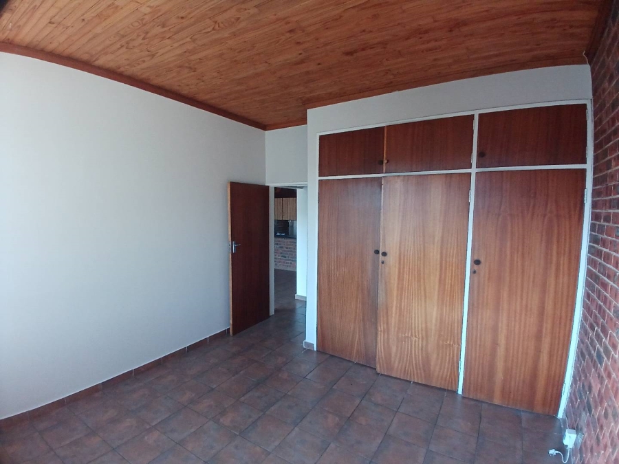 To Let 1 Bedroom Property for Rent in Groenkloof Gauteng