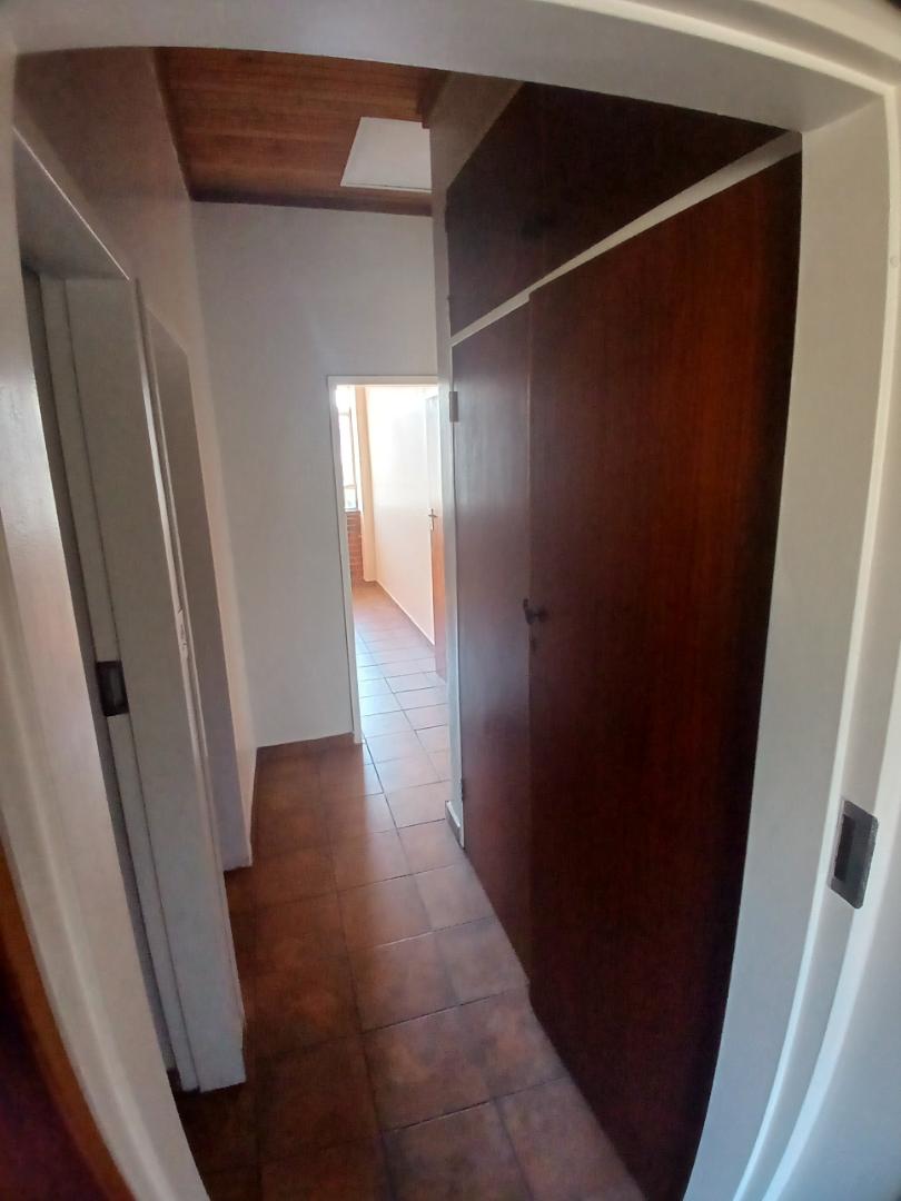 To Let 1 Bedroom Property for Rent in Groenkloof Gauteng
