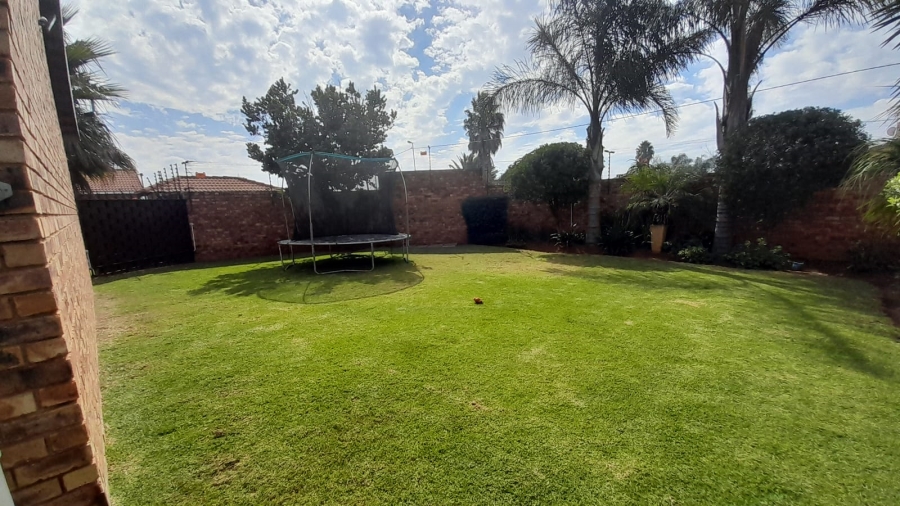 3 Bedroom Property for Sale in Pomona Gauteng