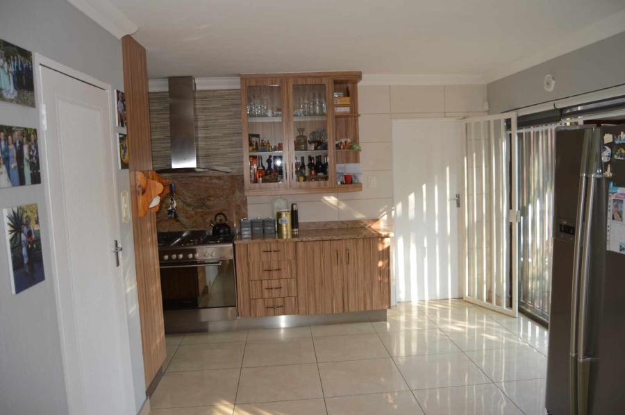 3 Bedroom Property for Sale in New Redruth Gauteng