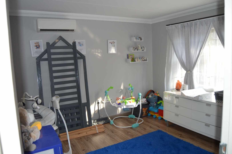 3 Bedroom Property for Sale in New Redruth Gauteng
