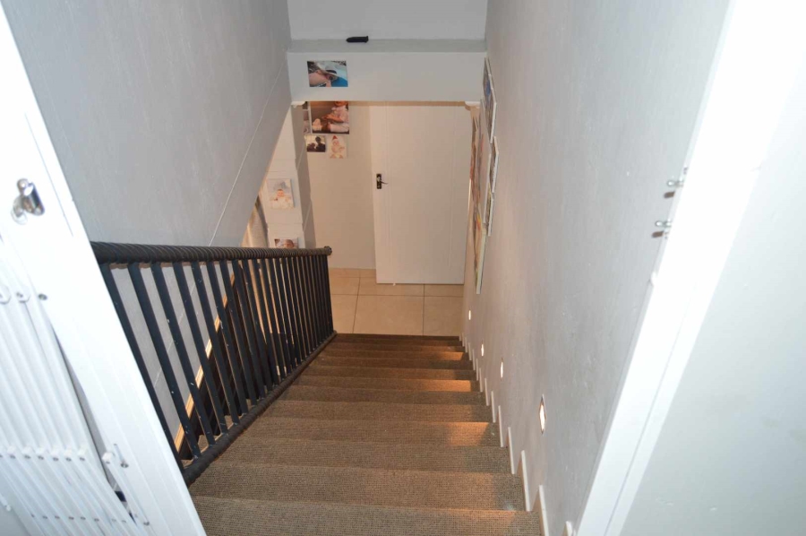 3 Bedroom Property for Sale in New Redruth Gauteng