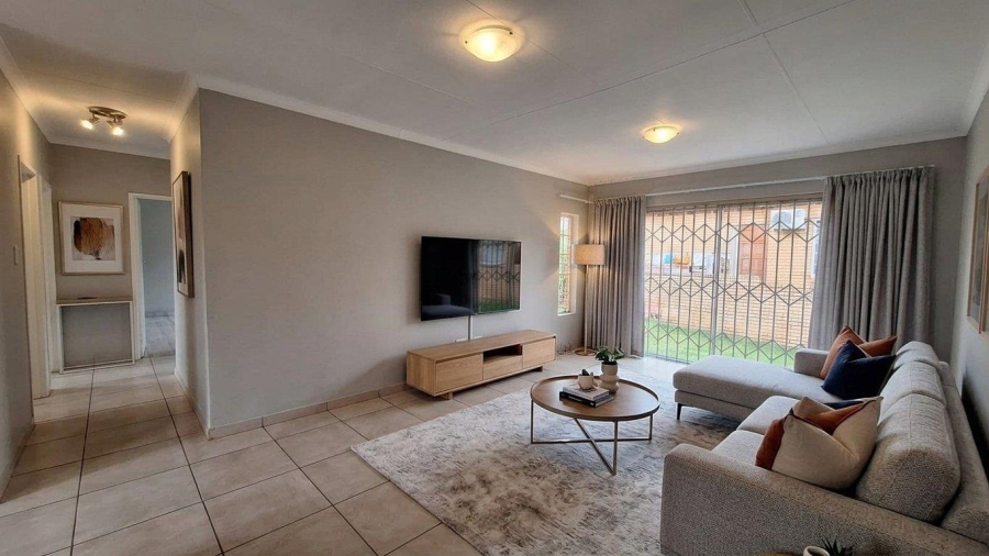 3 Bedroom Property for Sale in Olivedale Gauteng