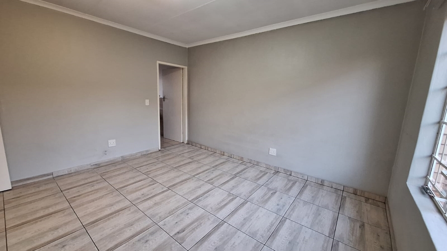 3 Bedroom Property for Sale in Olivedale Gauteng